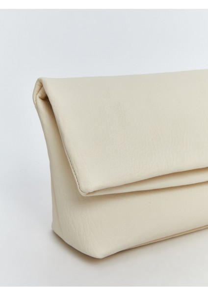 Deri Görünümlü Kadın El Çantası indirimleri