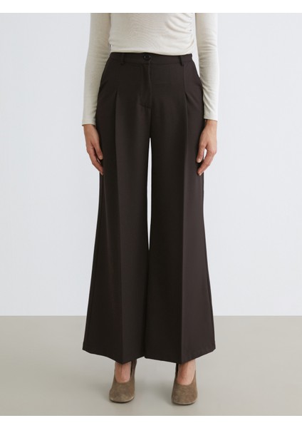 Loose Fit Geniş Paça Kadın Pileli Pantolon fiyatları