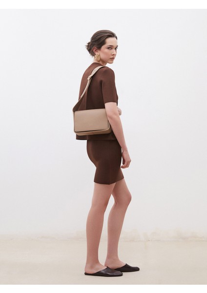 Deri Görünümlü Kadın Omuz Çantası fiyatları