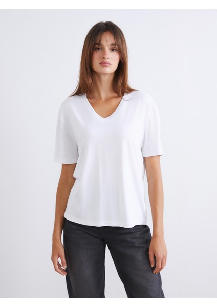 V Yaka Modal Karışımlı Kadın Tişört 2'li fiyatları