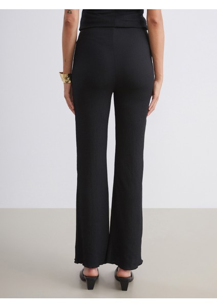 Beli Lastikli Dokulu Ispanyol Paça Kadın Pantolon fırsatları