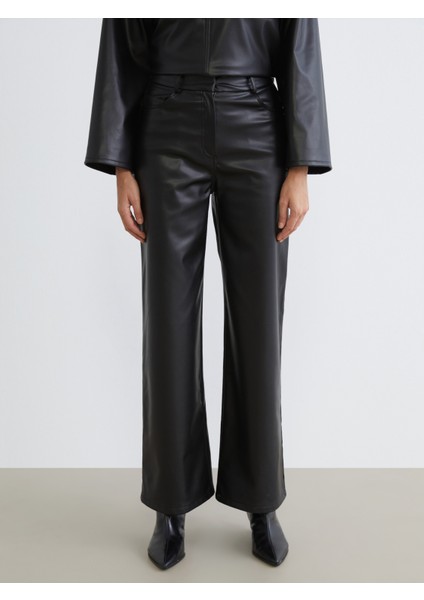 Loose Fit Kadın Deri Görünümlü Pantolon fiyatları