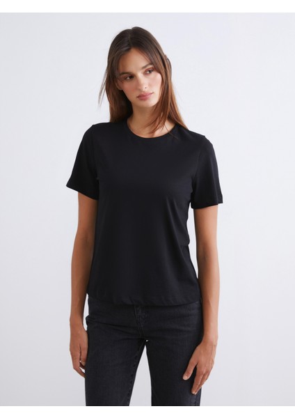 Bisiklet Yaka Kadın Tişört 2'li modelleri