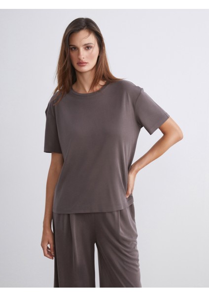 Modal Karışımlı Oversize Kadın Tişört