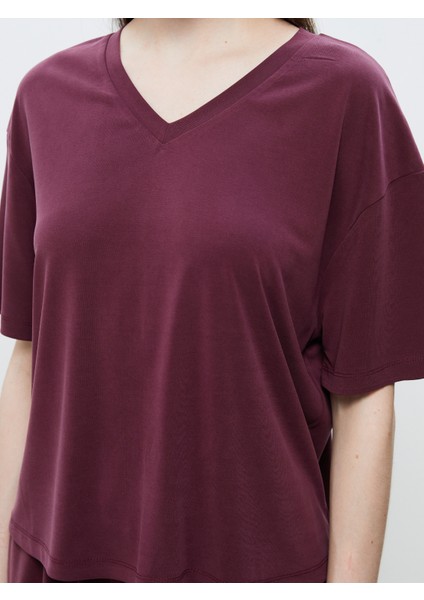 V Yaka Modal Karışımlı Oversize Kadın Tişört modelleri