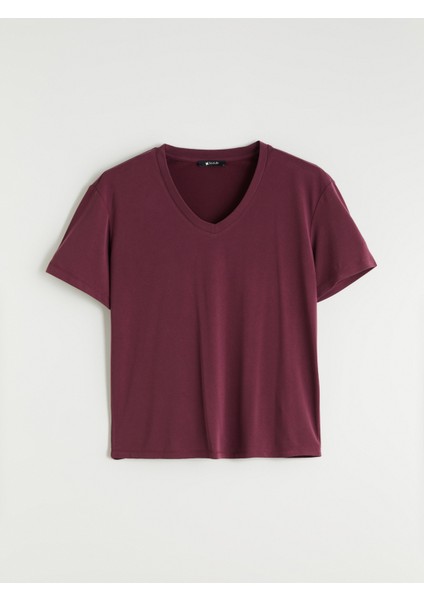 V Yaka Modal Karışımlı Oversize Kadın Tişört indirimleri