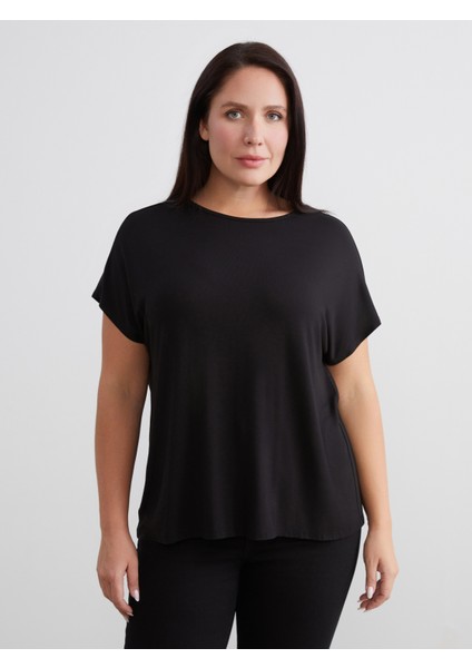 Büyük Beden Bisiklet Yaka Oversize Kadın Tişört