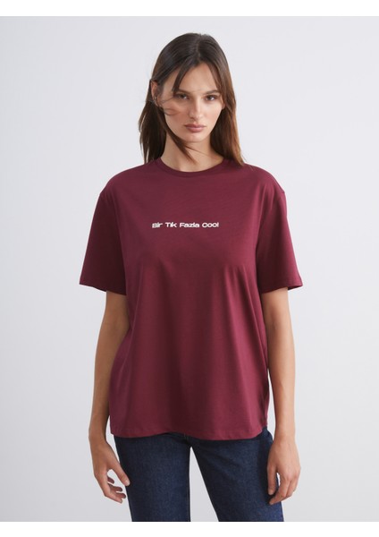 Bisiklet Yaka Slogan Baskılı Oversize Kadın Tişört