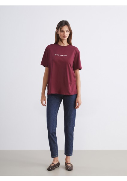 Bisiklet Yaka Slogan Baskılı Oversize Kadın Tişört fiyatları