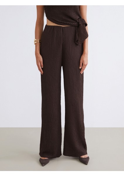 Beli Lastikli Dokulu Kadın Pantolon fiyatları