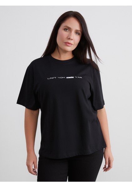 Büyük Beden Bisiklet Yaka Baskılı Kadın Tişört