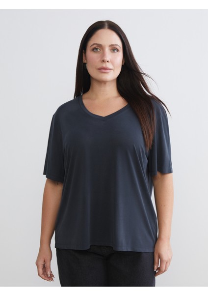 Büyük Beden V Yaka Kadın Tişört 2'li fiyatları