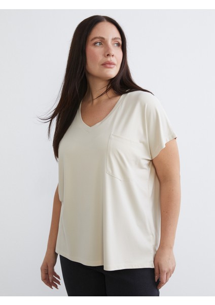 Büyük Beden V Yaka Kadın Tişört
