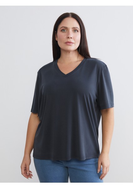 Büyük Beden V Yaka Kadın Tişört 2'li fiyatları