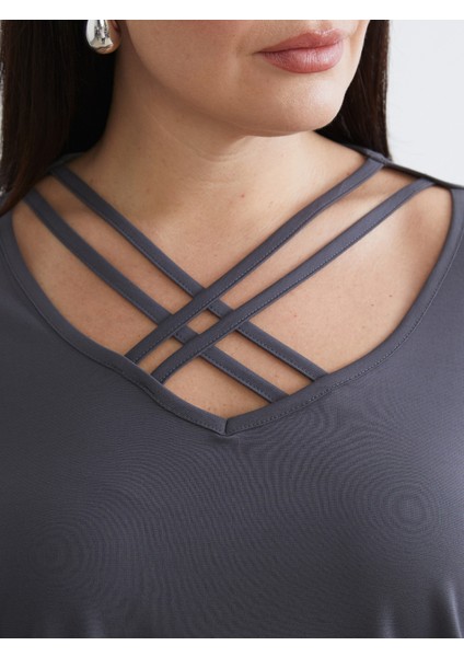 Büyük Beden V Yaka Kadın Tişört modelleri