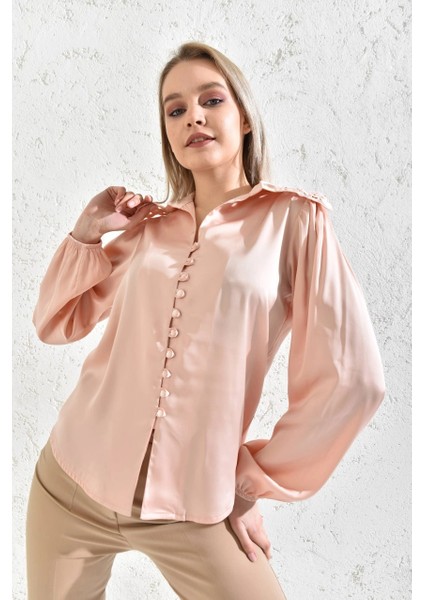 Kadın Gömlek Saten Yakası Çiçek Desenli Kadın Gömlek Pudra - 32006