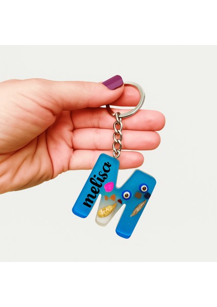 M Harfi - Kişiye Özel - Epoksi Reçine Anahtarlık - El Yapımı - Çelik Tokalı fiyatları