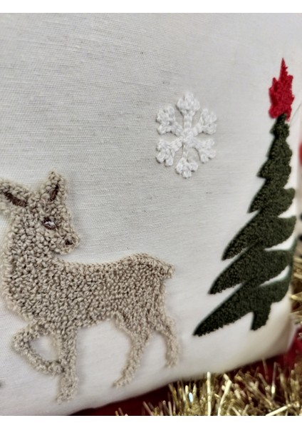 Yılbaşı Punch Geyikli Kırlent Kılıfları - 2 Adet