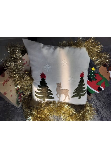 Yılbaşı Punch Geyikli Kırlent Kılıfları - 2 Adet