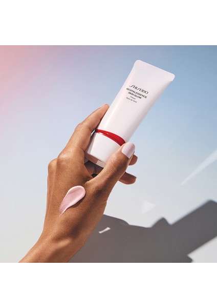 Revitalessence Primer-Parlak Bitişli Cilt Bakım Etkili Makyaj Bazı 30 ml fiyatları