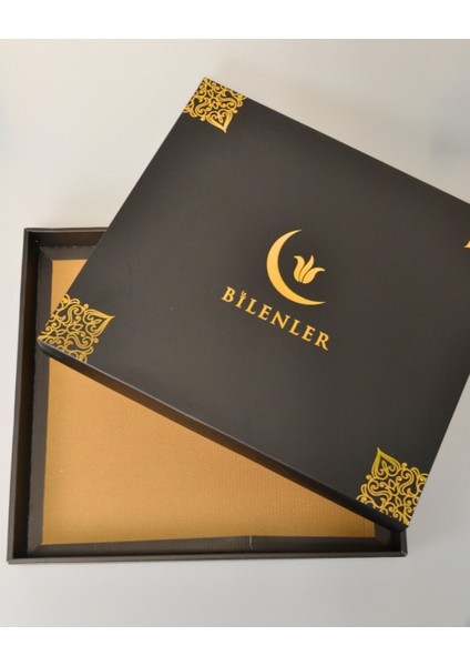 Erkekler Için Seccade Takke Tesbih Hediyelik Seti –kilim Desenli Kadife Astarlı Seccade, 33’lü Erkek Tesbihi, Takke ve Özel Kutu indirimleri