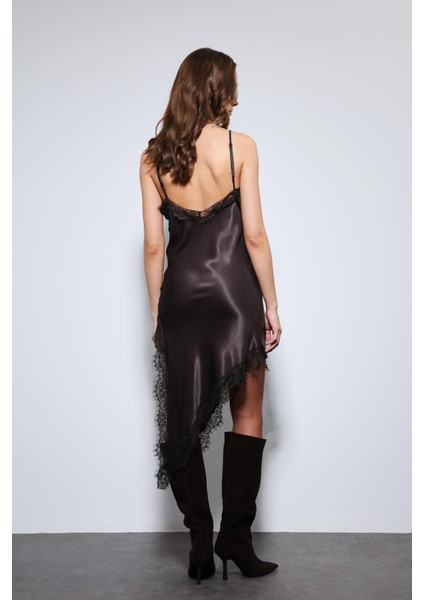 Kahve Asimetrik Dantel Elbise