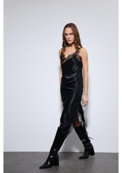 Siyah Asimetrik Dantel Elbise modelleri