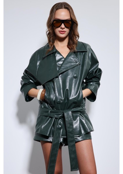 Yeşil Suni Deri Kemerli Trençkot modelleri