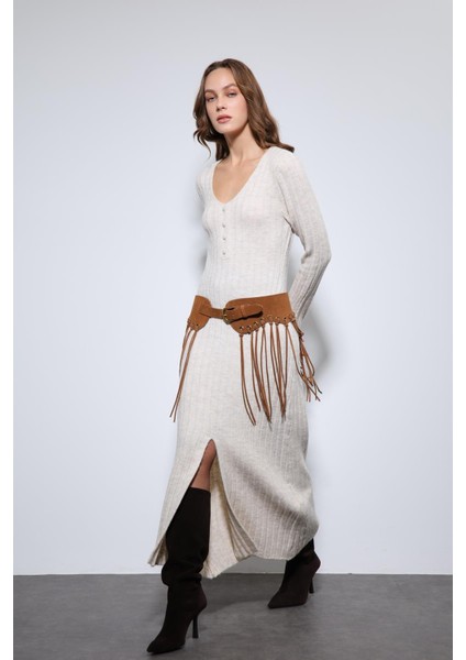 Ekru Yırtmaç Detaylı Triko Elbise