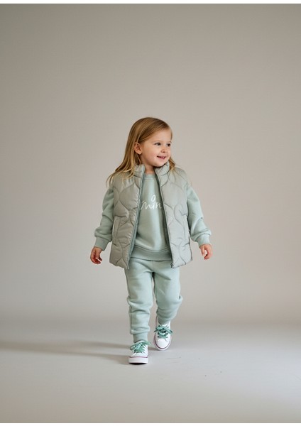 Yelekli Kız Çocuk 3'lü Takım