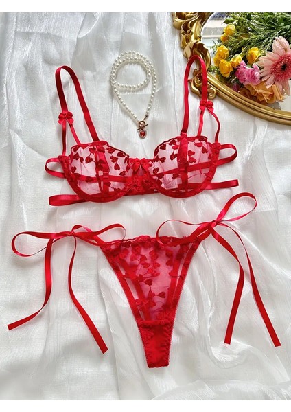 Kalp Detaylı Kırmızı Iç Giyim Takımı Yılbaşı Özel fiyatları