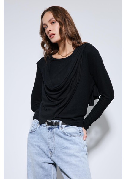 Siyah Drapeli Şal Detaylı Top fiyatları