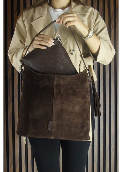 Kahve Hakiki Dana Süet Püsküllü Manyetik Kapaklı Büyük Boy Günlük Omuz Çantası ve El Çantası fırsatları