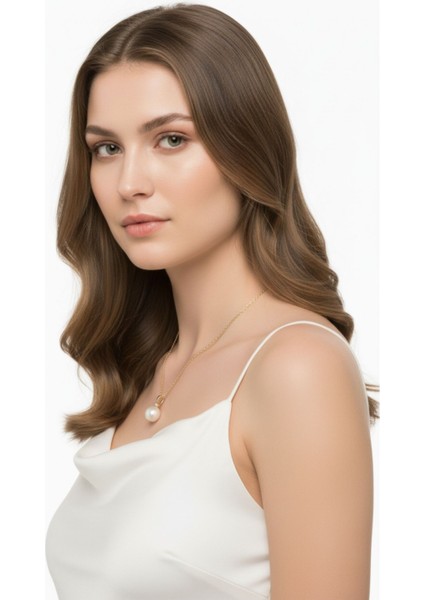 Pırlantalı Beyaz Doğal Inci Kolye