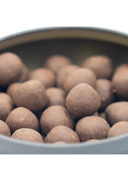 Şeker Ilavesiz, Glütensiz, Vegan Fındıklı Bitter Çikolata - Siyah Yuvarlak Metal Kutu, 150 gr modelleri