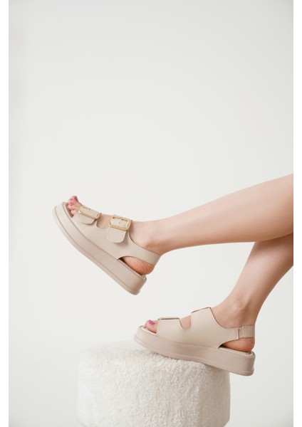 Jimmy Gold Tokalı Kalın Taban Sandalet fırsatları