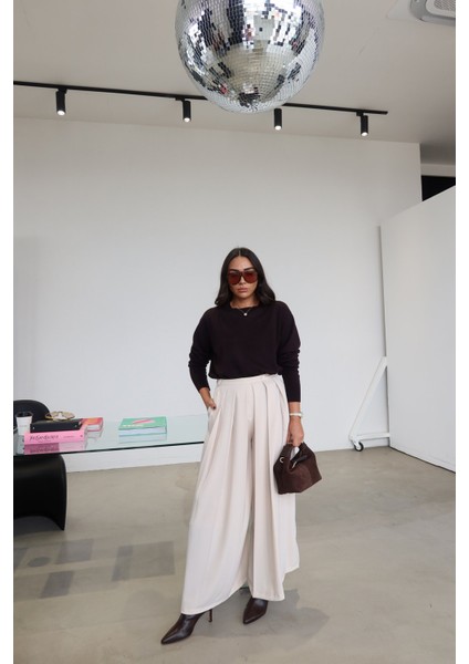 Pileli Geniş Kalıp Pantolon