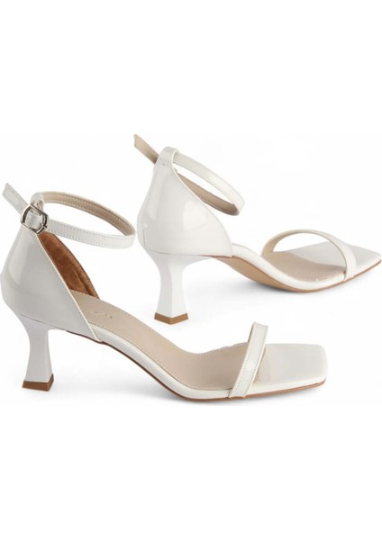 Hanna Kadın Tek Bantlı Bilekten Bağlamalı Topuklu Ayakkabı fiyatları