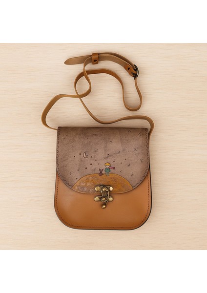 El Yapımı Hakiki Deri Küçük Prens Kadın Çapraz Çanta - El Boyaması ve Kabartma Bohem Tarz Minimalist Edebi Omuz Çantası fiyatları