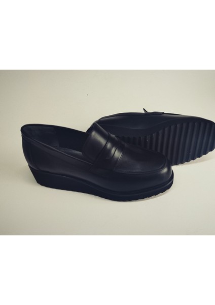 Kadın Hakiki Deri Eva Taban Siyah Ayakkabı fırsatları