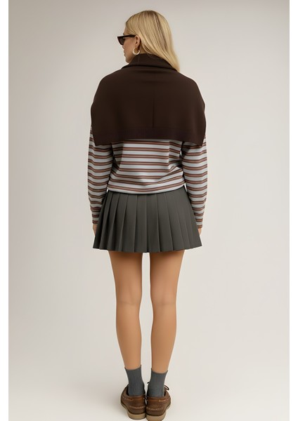 Kare Parçalı Atkı Koyu Kahve modelleri