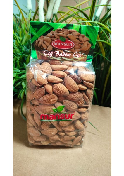 Çiğ Badem Içi