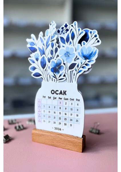 2026 Yılı Aylık Masa Takvimi Orta Boy / Resmi Tatiller ve Hafta Sonları modelleri