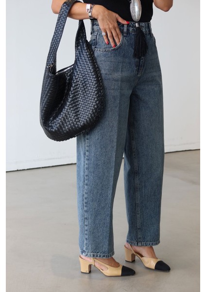 Paçası Lazer Kesikli Boyfriend Jean modelleri