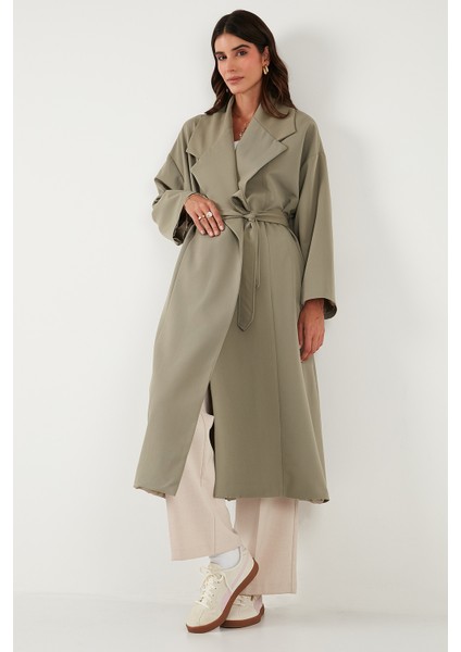 Oversize Fit Kruvaze Yaka Kuşaklı Astarlıtrençkot Bayan Trençkot 6839617 fiyatları