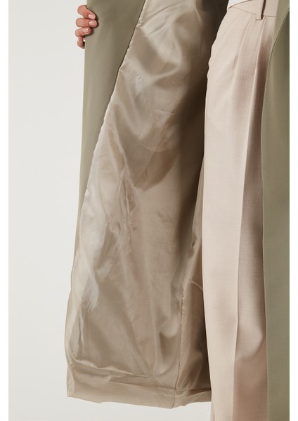 Oversize Fit Kruvaze Yaka Kuşaklı Astarlıtrençkot Bayan Trençkot 6839617