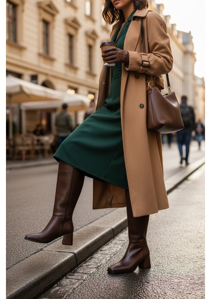 Kahve Uzun Fermuarlı Kare Burun Ince Taban Kadın Çizme modelleri