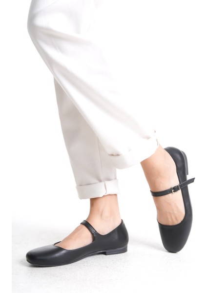 Mary Siyah Tek Bantlı Rugan Babet