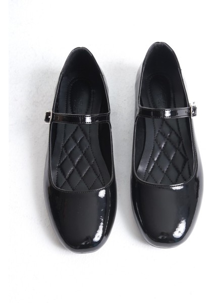 Mary Siyah Tek Bantlı Rugan Babet indirimleri