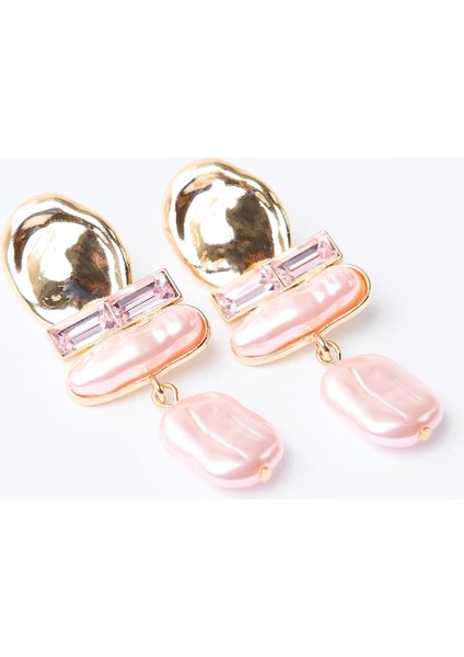 Pembe Asimetrik Figürlü Sallanan Küpe fiyatları